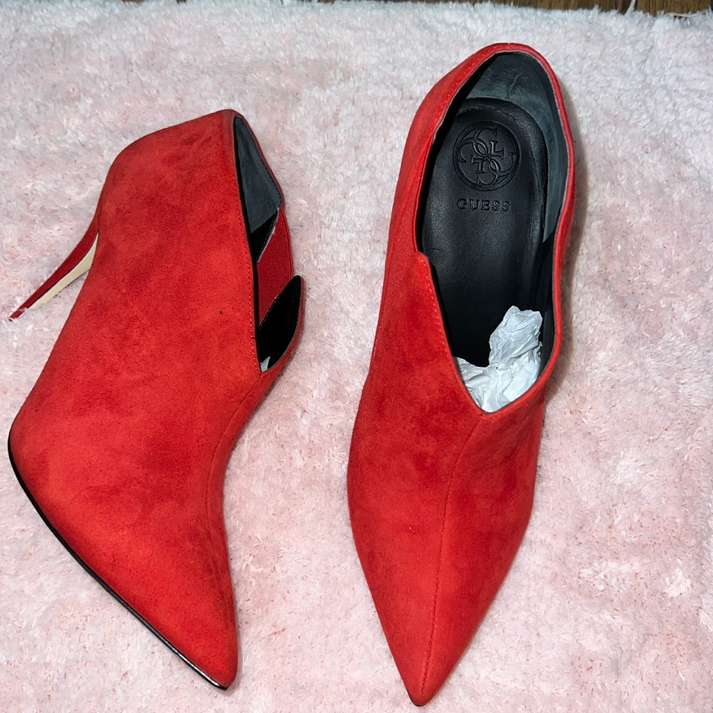 Guess Heels size 9